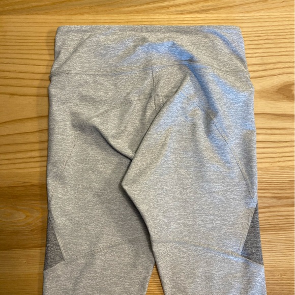 EUC OUTDOOR VOICES TWO-TONE LEGGINGS -gray - size SMALL - Picture 3 of 4